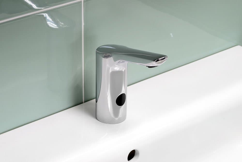 Sensorowa bateria stojąca 24V DC, chrom