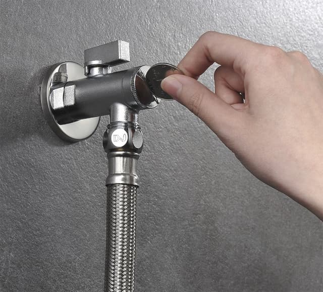 Zawór kulowy narożny 1/2 &quot;x3/8&quot;, z filtrem, para, chrom