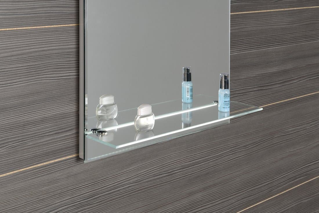 Lustro z oświetleniem LED i półką 60x80cm, wyłącznik