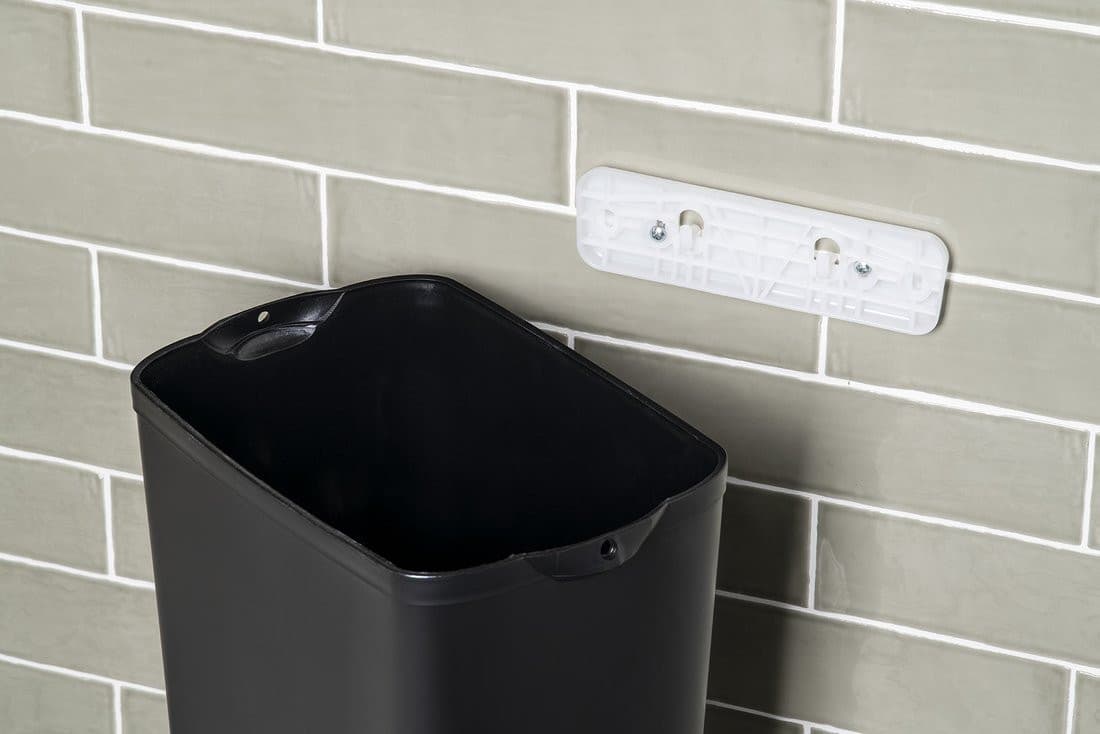 COLORED kosz na śmieci wiszący 23l, ABS, czarny mat