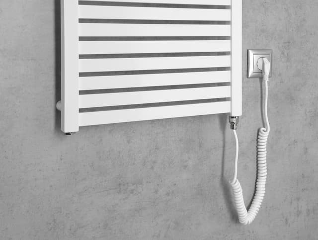 TONDI-E grzejnik elektryczny 450x1330 mm, 500 W, biały
