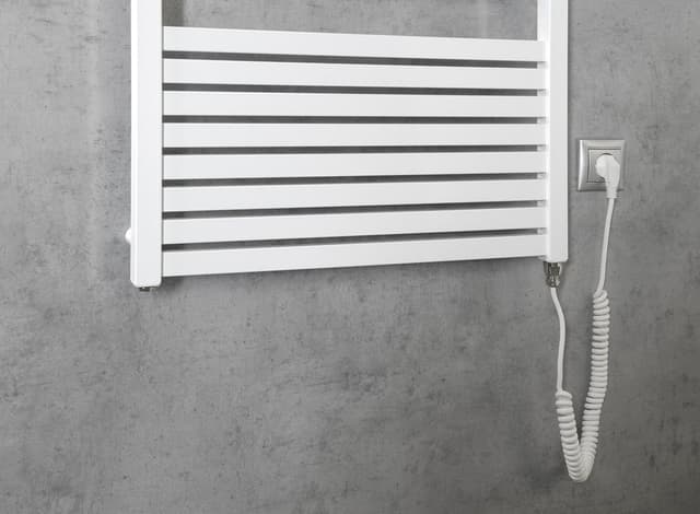 TONDI-E grzejnik elektryczny 600x1330 mm, 600 W, biały
