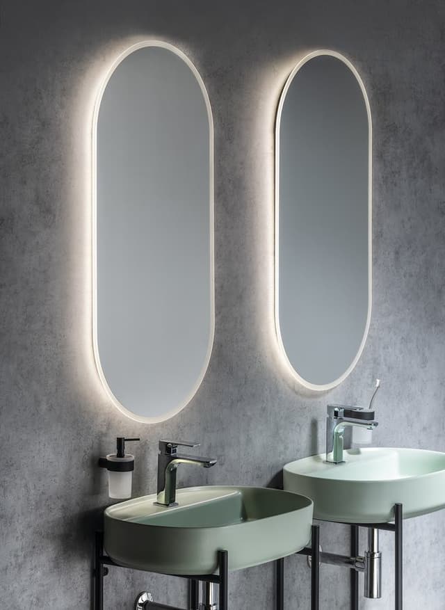 MINOX lustro z oświetleniem LED 50x100cm