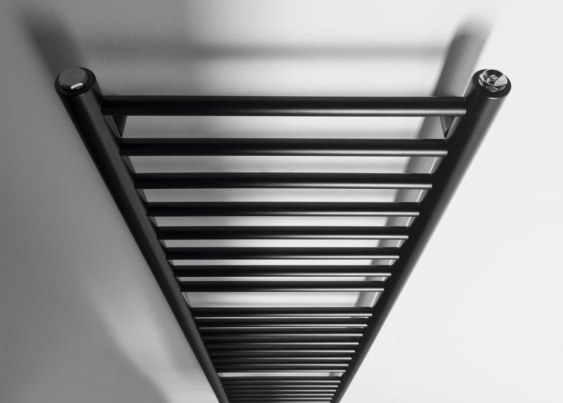 DINA grzejnik łazienkowy 400x1560 mm, czarny mat