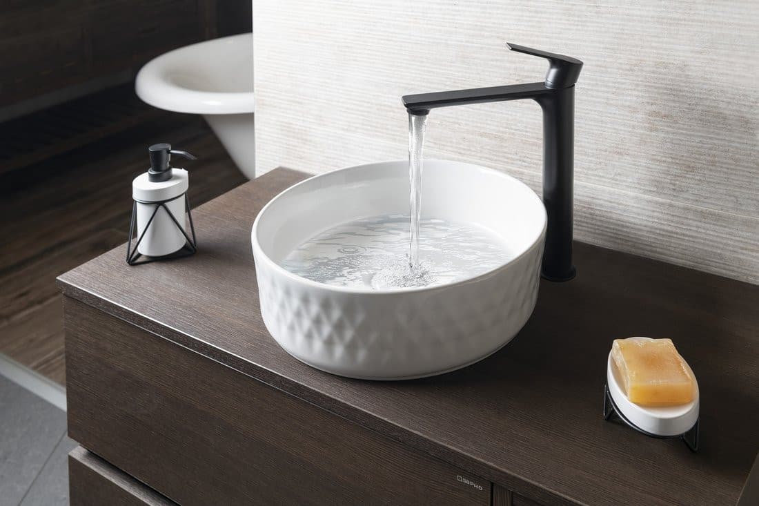 ROMBO umywalka ceramiczna nablatowa, Ø 36cm, biały