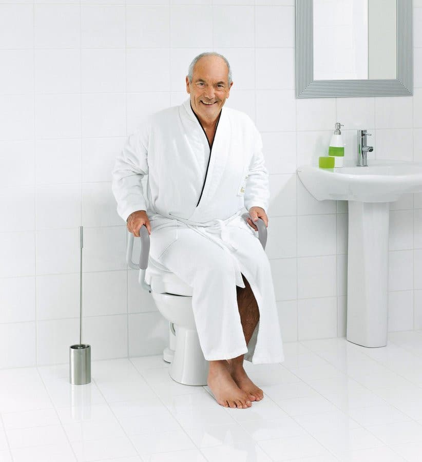 HANDICAP Deska WC podwyższona 10 cm, z uchwytami, biała