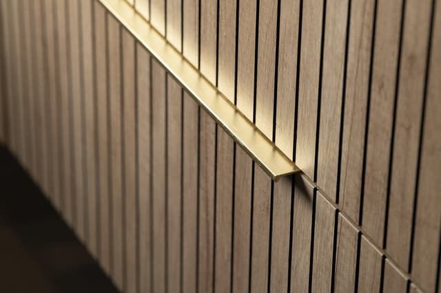 Uchwyt metalowy, 340/320mm, złoty mat