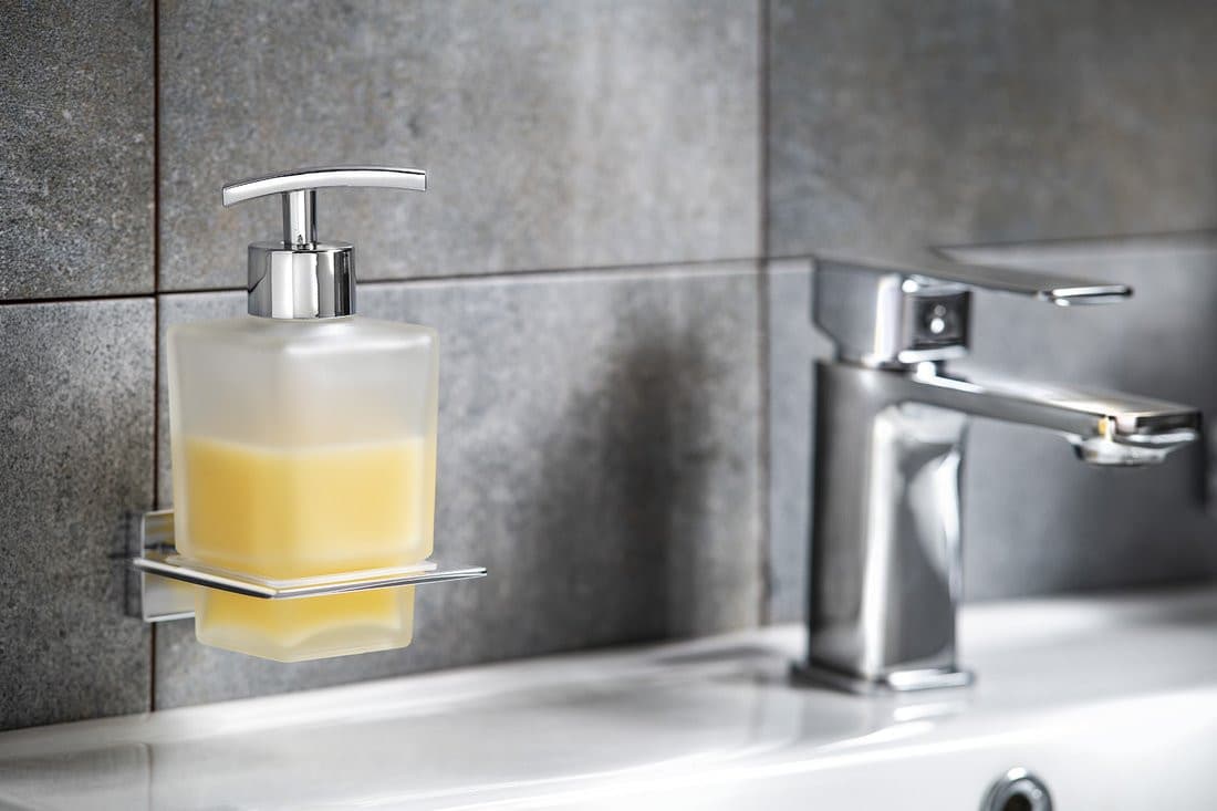 APOLLO dozownik mydła 200ml, mleczne szkło, chrom