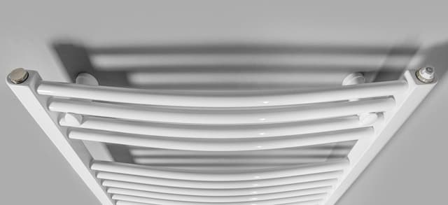 ORBIT-E grzejnik elektryczny, obły, 600x1320 mm, 600 W, biały