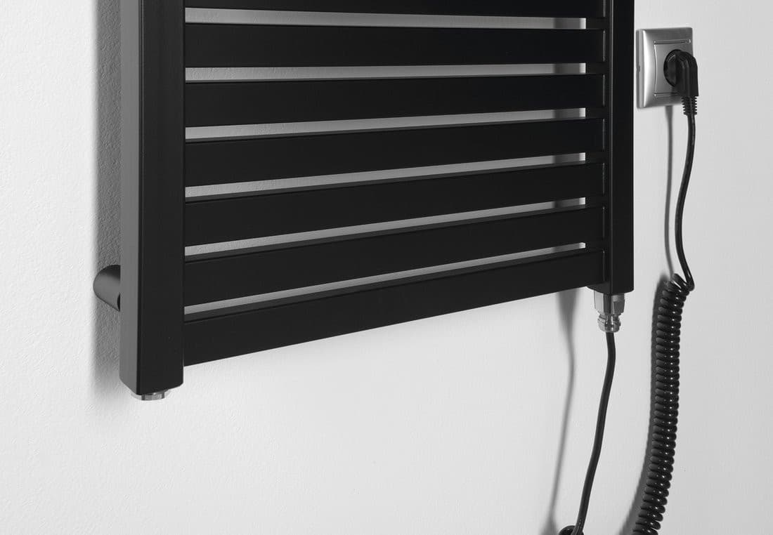 TONDI-E grzejnik elektryczny 450x970 mm, 300 W, czarny mat