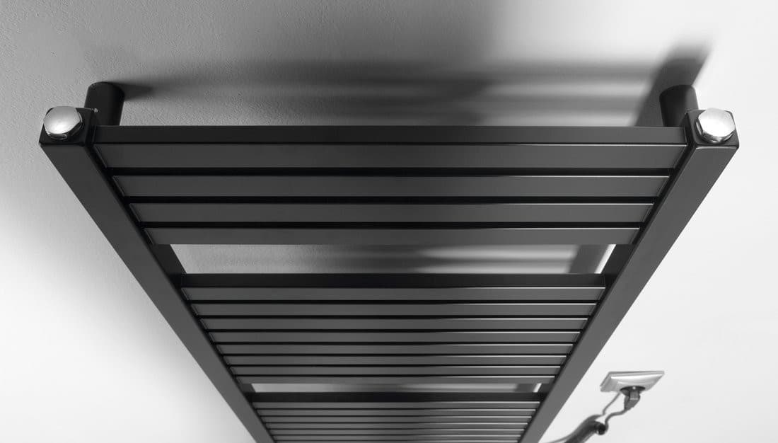 TONDI-E grzejnik elektryczny 450x970 mm, 300 W, czarny mat