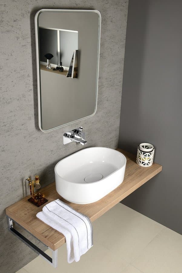 FLOAT Lustro z podświetleniem LED 60x80cm, białe