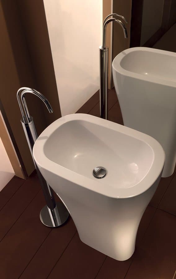 AQUATECH umywalka ceramiczna wolnostojąca 60x85x40cm, biały