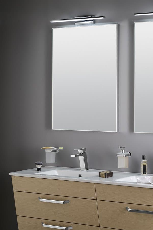 ESTHER oświetlenie LED, ścienne, 4 W, 494x62x131 mm, IP44, chrom