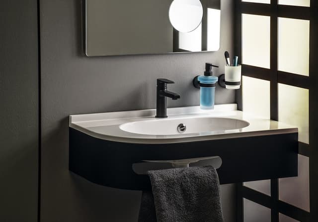X-ROUND BLACK wisząci kubek, szkło mleczne, czarny mat